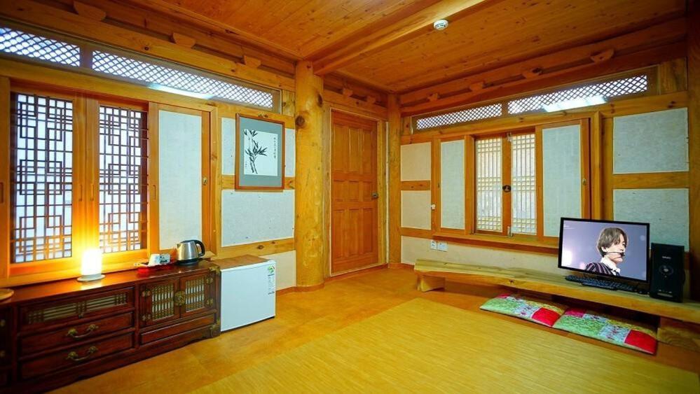 Kumwondang Jeonju Hanokstay Eksteriør billede